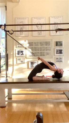 Elaine Ewing on Instagram: "Classical Pilates Rolling In & Out Straight Arms Variation This challenging variation of Rolling In & Out includes the same movements as the standard version but doesn’t allow for the bending and straightening of the arms. Since the arms stay straight the whole time, the assistance from the springs is less… which means you have to work harder to control the movements of the exercise. It can be fun to add meaningful variations to your workout like this one, and I’m alw