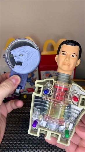 Comparing McDonalds vs Burger King 90s toys #mcdonalds #burgerking #happymeal #90skids #inspectorgadget #gargoyles #tvshow #kids #tgif #foryourepage #mysterytoytime #compare #nostalgic #childhood #memories #review @McDonald’s @Burger King @McDonald’s Corporate