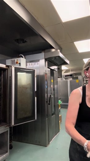 A Day in the Life of a Bakery Worker