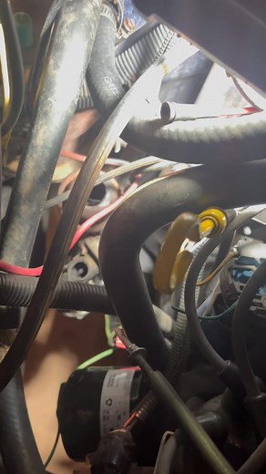 Interesting exhaust finds. Some one has been doing some “Rigging”. This is on a 4.2L inline 6 1990 yj. Exhaust smells super rich all the time. Thoughts on if I can cut the exhaust and cap it ? I didn’t mention it in this video but the two lines I want to cut have holes all in them. Part of those lines have spit open. They are not the Main exhaust line they are little side pipes that split off the main line. | Andy Vaughan