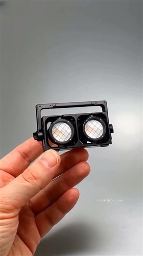 TIITEE on Instagram: "No one can resist a mini fixture 🤩 #minibeam #blinder #prolight #stagelighting #beamlight #stagelightingdesign"