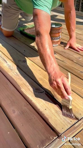 #ad Weekend deck makeover with the help of #valspar Paints and Stains #deckmakeover #valsparpaint #weekendprojects #deck