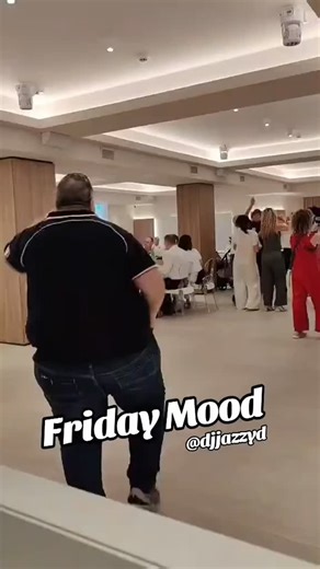 When the music takes control of your mind body and soul. Its a Friday Baby #friday #weekend #djjazzydthegroovemaster | Dj Jazzy D (The GrooveMaster)