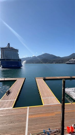 Wings Airways & The Taku Glacier Lodge - ALASKA on Instagram: "We get asked how we dock 5 planes with the different wind conditions often and a couple weeks ago, we posted a reel showcasing that situation with a wind out of the east. . . Today we highlight what the docking process looks like with a westerly wind in the harbor. . . Many thanks to the rampies who help moving these aircraft into and out of position, fueled, windshield washed, seatbelts and cabin neatened up and on its next adventur