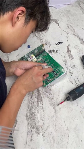 Inside the XT Max Miner