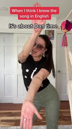 Get up my level 😎 I should be teaching English instead of Spanish #bilingualproblems