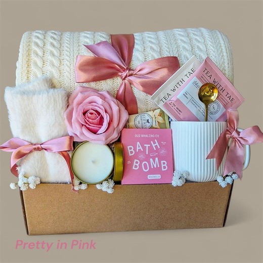 Cozy Blanket Gift for Her – Comfort Gift Box With Candle, Tea & Hygge Self Care - Etsy