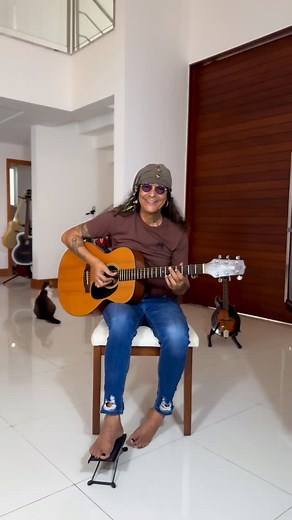 19K views · 5.7K reactions | Grandes Canções  A música “Voa,...