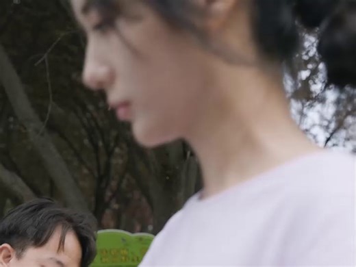 SKP-她靠弹幕翻身-LV组-1024-原片(14-17)-短剧情-lqq-xsw-16-接18