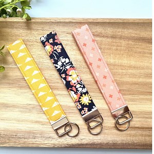 Handmade Keychain Wristlet for Keys,floral Wristlet, Fabric Wristlet Key Fob - Etsy