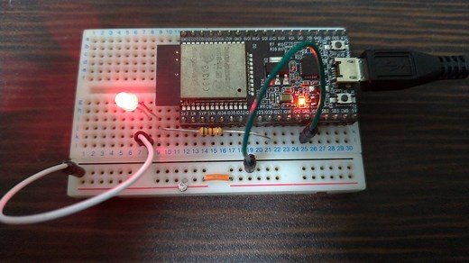 ESP32でledcWrite()を使ってPWM出力をする | Wak-tech