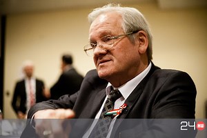 Morvai Ferenc: Magyar Bálint azt mondta, menjek a picsába Petőfivel. És Orbánt se érdekli | 24.hu