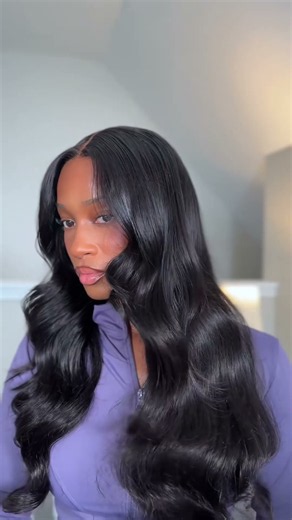 UNice Natural-looking 13x4 HD Lace Front Loose Wave Wig with Curtain Bangs