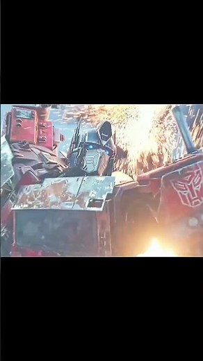 This Transformers Scene Still Hits Different... 🎥✨
