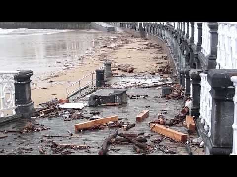 Temporal Maritimo.Olas Gigantes.San Sebastian. 2 Febrero 2014 Reportaje Completo.