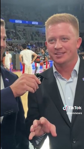 WIN News never misses a story! Come with us to Melbourne for game 2 of the NBL Championship Series. Go Hawks! 🦅 #WINNews #localnews #behindthescenes #viralvideo #fyp #hawks #illawarrahawks #nbl #melbourneunited #basketball #journalism #presenter #tv