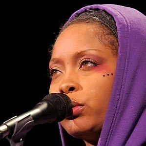 Erykah Badu Boyfriend 2026: Dating History & Exes - CelebsCouples