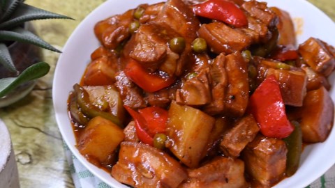 Pork Mechado – An Easy and Delicious Filipino Stew with Asian Flavours