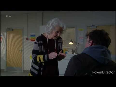 Mary and Marlon make a deal in Emmerdale as he desperately misses cooking