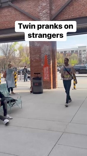 176K views · 3K reactions | Twin pranks on strangers in the mall…. #atlanta #explorerpage #atl #twins #twinflame #pranks #prankster | Kiyel Kamar | Facebook