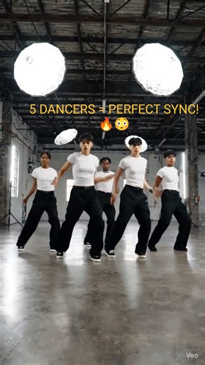🔥 5 Dancers. ONE Beat. INSANE Shuffle Sync! 😳⚡ | Tuzility Shuffle #youtubeshorts #trending#viral
