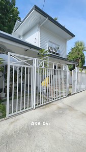 Say goodbye to wall damage and hello to hassle-free organizing this Christmas talaga! 💕🎄Perfect for keeping decors secure and fur-baby-proof ‘tong 3M Command Hooks.✨ Also, don’t miss the upcoming Sulit Sweldo Sale this November 30 on Lazada and Shopee! Available din ang Command Hooks sa Ace Hardware and True Value! 😊🎄#HangOnToTheHolidaysWithCommand #PaskongPinoy #Command #PH #CommandHome #HangwithEase | Ate Chi