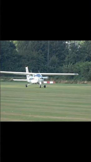 Landing ReimsCessna F177RG Cardinal RG #reims #cessna #cardinal #aviation #landing #f177rg #aircraft