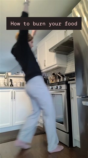 brooklin on Instagram: "Big fan of the shopping cart and changing the light bulb move 👌 #baking #cookingram #bakingtherapy #cooking #dancingqueen"