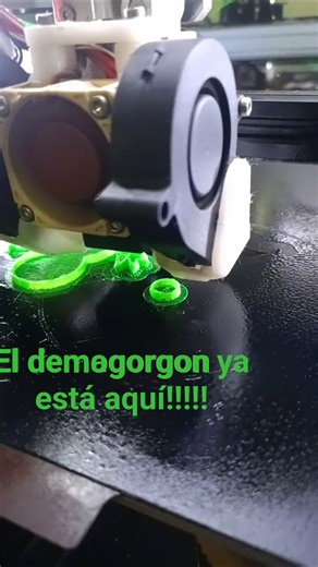 El demagorgon ya está aqui!hoy estamos haciendo el demagorgon de stranger things,suscríbete para mas