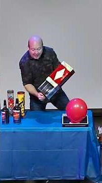 This magician performs AMAZING illusion tricks 😲🪄