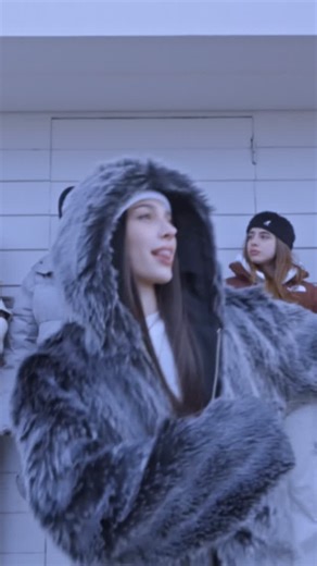 ABRILA on Instagram: "Muy Mala afuera bebessss🎱 💿segundo corte del EP gracias a todo mi teammmm, al @thecaptaingringo @tarvk @chocolatkid q me bancan en absolutamente todas🫀 a @pazsykesmua por brindarme siempre el aura ★ mis girls q sirvieron con toda y a cada personita hermosa q banca del otro lado. Estoy feliz y re malditaaaaa😈😈😈😈 Link en bio #patagoniamade #openit @thechannelstudio #musica #argentina #rnb #music #afrobeats"