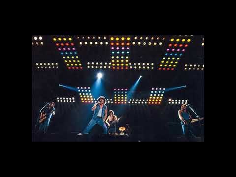 AC/DC - LIVE Dallas, TX, USA, October 12, 1985 Full Concert (Enhanced FM broadcast)