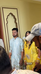 360K views · 3.4K reactions | Hum 4 ka look . All products link —...