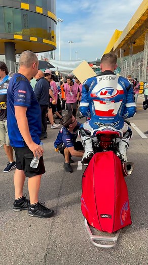 Macau didn’t end the way we wanted to it too. But we achieved alot and had some pace. I still leave here happy after the year the have provided me and the support without the guys behind me I wouldn’t be having the best season of my career. We can not look 2026 and make another step which will be fun. Now for sometime off Thanks for everyone that’s has supported over the year @prosper2uk @jack5onracing @rstmoto @redtorpedo_ @a.h.superbikes @the_crafty_couple_ni @hqbarberlounge Maxwellfright Stew