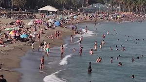 Tour operator TUI beats quarterly forecasts, boosts outlook