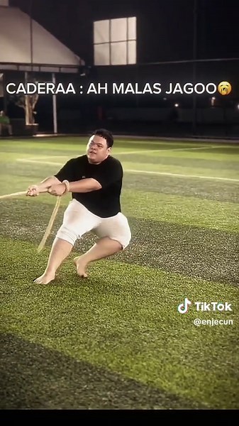 Hebat Kamu Bud! Momen Lucu Lomba Tarik Tambang 17 Agustus