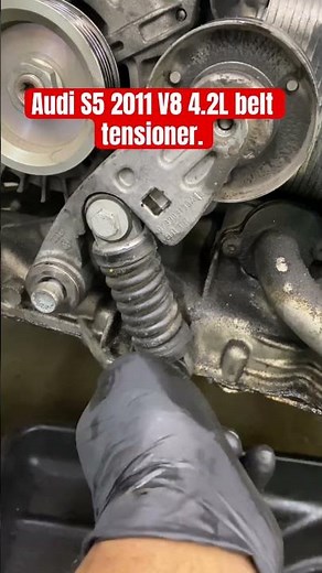 Audi S5 V8 4.2L belt tensioner.