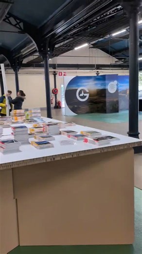 𝐏𝐚𝐫𝐢𝐬 𝐑𝐚𝐧𝐝𝐨𝐬 𝐍𝐚𝐭𝐮𝐫𝐞, 𝐜'𝐞𝐬𝐭 𝐝𝐞𝐦𝐚𝐢𝐧 ! 🌿 Et on est prêt à vous accueillir au stand C30 ! Pour celles et ceux qui ont envie d'aller faire un tour du côté du Parc Floral demain, samedi et dimanche, petit rappel des activités et animations sur notre stand !🤩 👉Présentation des outils pour préparer vos randos : nos topoguides, nos topocartes, notre matériel rando et l'application MaRando🥾📚 ✍45 ateliers durant les 3 jours du salon : lecture de carte et boussole, initiation