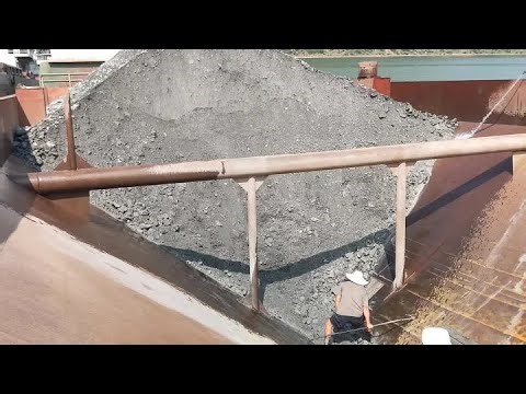 Ship Unloading Soil -3,500 Tons Of Phosphate Rock, Fully Unloaded #satisfying #ship