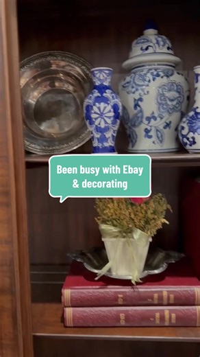 We found a bunch of picture frames, two clocks and some shelf decor from Goodwill. I cleaned and staged all the frames so that they’re ready to be listed. Also tested both clocks. One needs to be returned and the other one needs a watch battery. I added stuff to my China hutch that I’m using as a bookshelf. I’m happy with how everything turned out. #pictureframes #vintagedecor #vintagedecorating #ebayseller #goodwillfinds