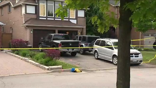 Man dead after stabbing at house party in Mississauga