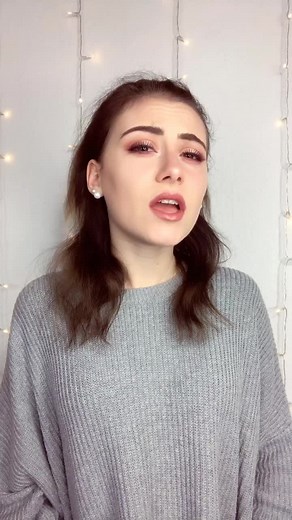 Hand Gesture Tips for Expressive Communication