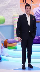 1.6K views | The Big Bake - season 3 New season! Bigger cakes! More...