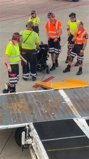 ✈️ A simple guide for people who are afraid of flying: 💙 Feeling Safe After the Plane Crash in the News in America 📰 Hearing about a plane crash can be scary. 💭 It might make you worry about flying. 📊 But flying is still one of the safest ways to travel. 🛣️ More people are hurt in car accidents than in plane crashes. 🌏 Australian airspace is one of the safest in the world. 👩‍✈️ Australia has very strict safety rules for pilots and planes. 🛫 There have been no major passenger plane crashe