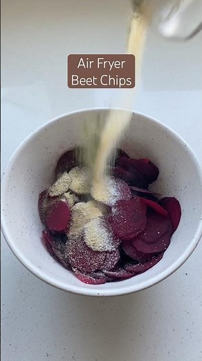 Air fryer beet chips make a super easy snack! #beets #beetroot #airfryerrecipes