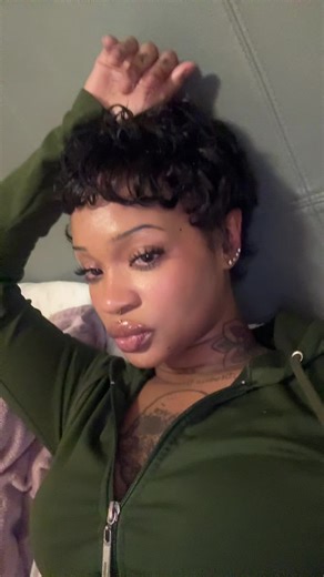 Alice The Malice (@alicedatmalicee)’s videos with son original - NOÉMIE