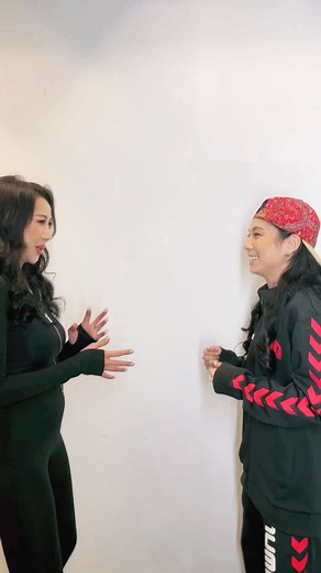 Манай хэд бэлтгэлийнхээ дундуур бас амжуулна аа🤭 | Edutainment TV