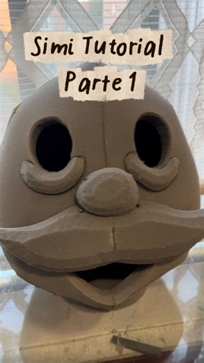 Nafa on Instagram: "Tutorial Simi parte 1 Primera parte del Tutorial de la botarga del Dr Simi, aunque no es mi favorita es una de las que más piden y es una buena pieza para empezar con una forma básica. Dudas o comentarios al final de la clase, los amo. #mascotdesign #diy #cosplay #costume #cosmaker #simi"