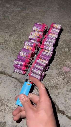 100 Strobe Crackers at once!!! #shorts | Experiment Channel