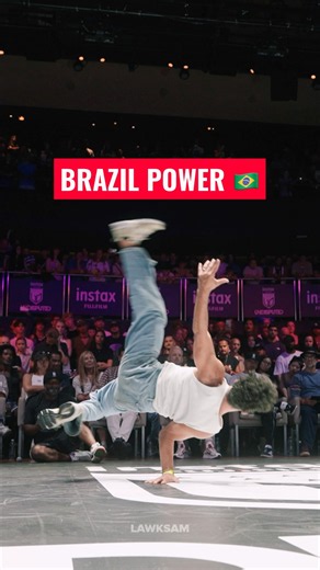 B-boy Mauricio from Brazil took over the entire stage with his breaking ↔️🔥 #undisputedmasters